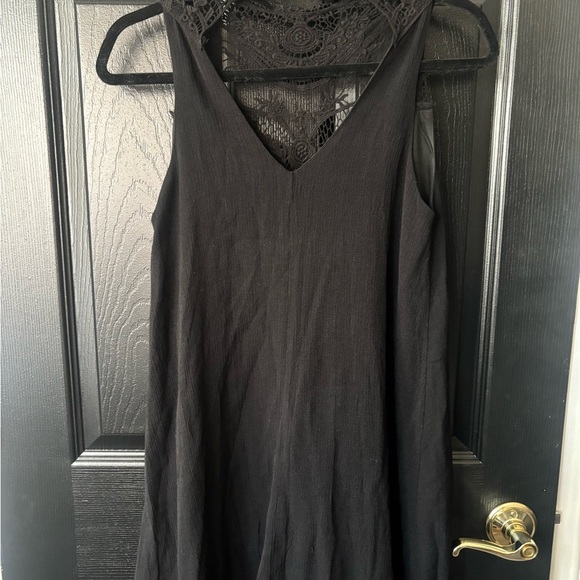 ‼️Price Drop‼️End of Summer Sale‼️ Lulu's Black Lace Mini Dress - Picture 3 of 6